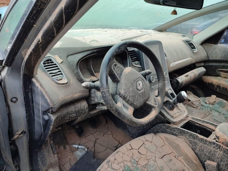 renault megane iv hatchback (b9a/m/n_) del año 2017