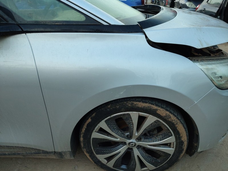 Recambio de aleta delantera derecha para renault megane iv hatchback (b9a/m/n_) 1.2 tce 130 (b9mr) referencia OEM IAM   