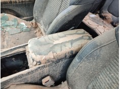 Recambio de apoyabrazos central para renault megane iv hatchback (b9a/m/n_) 1.2 tce 130 (b9mr) referencia OEM IAM   