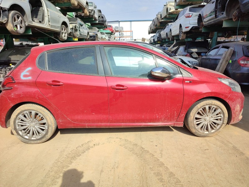peugeot 208 i (ca_, cc_) del año 2017