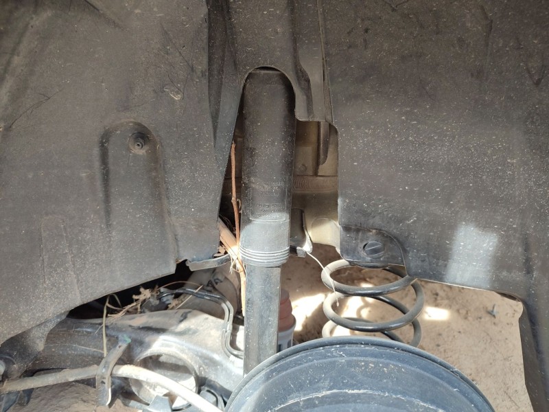 Recambio de amortiguador trasero izquierdo para citroën c3 / c3 origin iii (sx) 1.2 puretech 82 referencia OEM IAM   