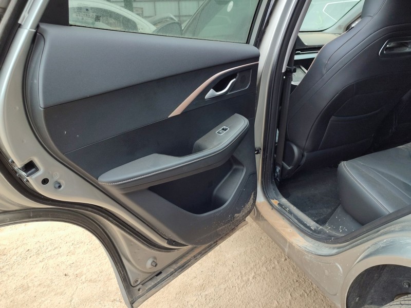 omoda omoda5 t31 del año 2024