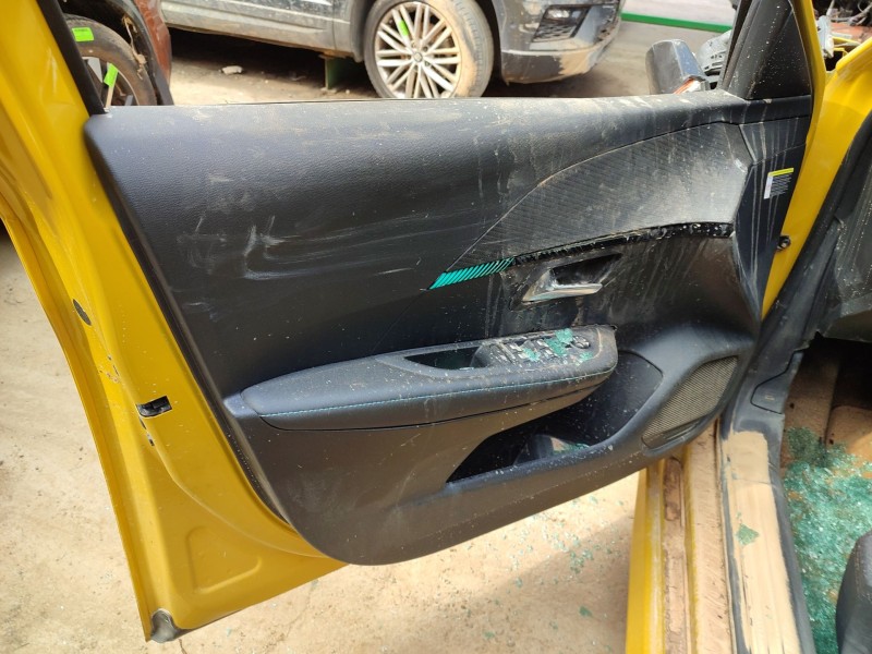 Recambio de elevalunas delantero izquierdo para peugeot 208 ii (ub_, up_, uw_, uj_) 1.2 puretech 100 referencia OEM IAM   