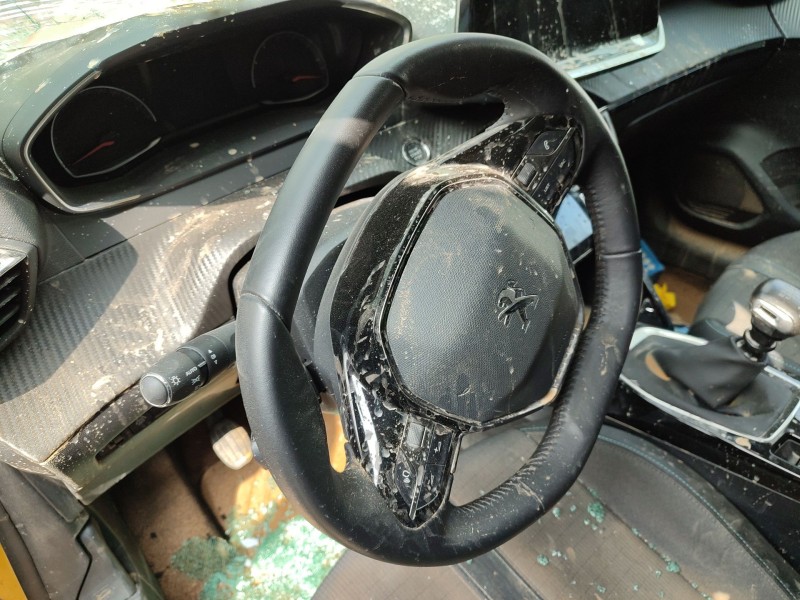 Recambio de volante para peugeot 208 ii (ub_, up_, uw_, uj_) 1.2 puretech 100 referencia OEM IAM   