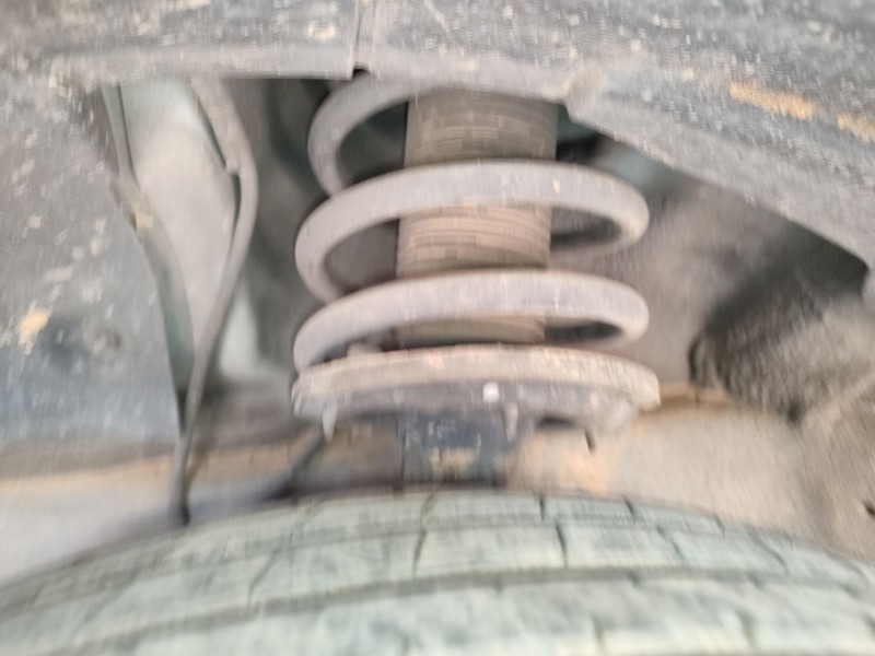 Recambio de amortiguador delantero izquierdo para ssangyong korando (ck) 2.0 e-xdi referencia OEM IAM   