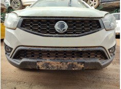 Recambio de paragolpes delantero para ssangyong korando (ck) 2.0 e-xdi referencia OEM IAM   