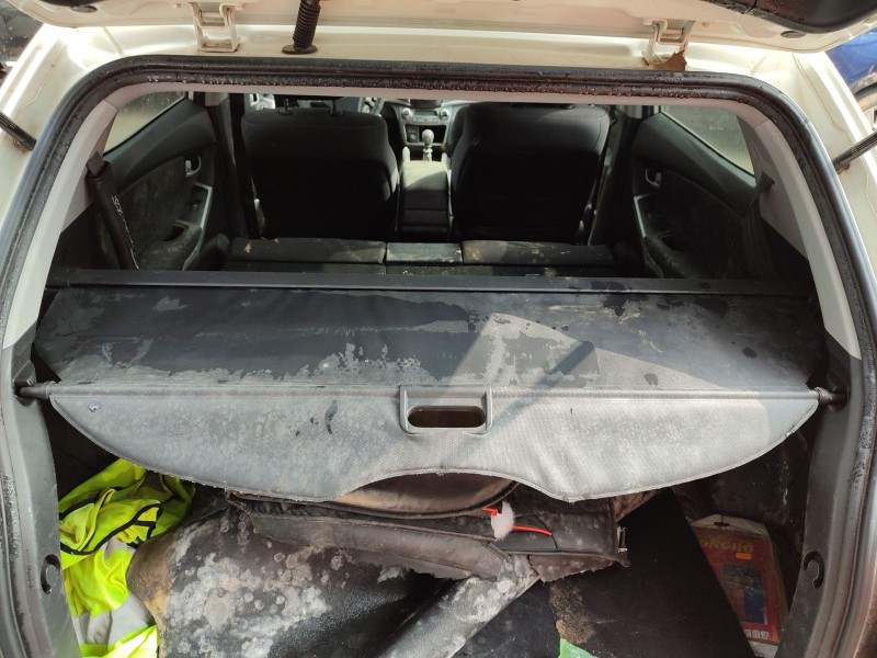 Recambio de bandeja trasera para ssangyong korando (ck) 2.0 e-xdi referencia OEM IAM   