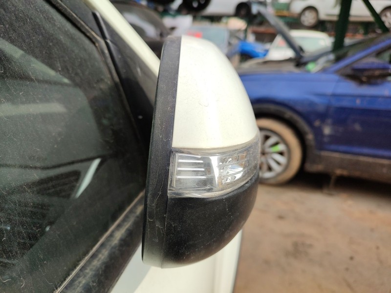 Recambio de retrovisor derecho para ssangyong korando (ck) 2.0 e-xdi referencia OEM IAM   