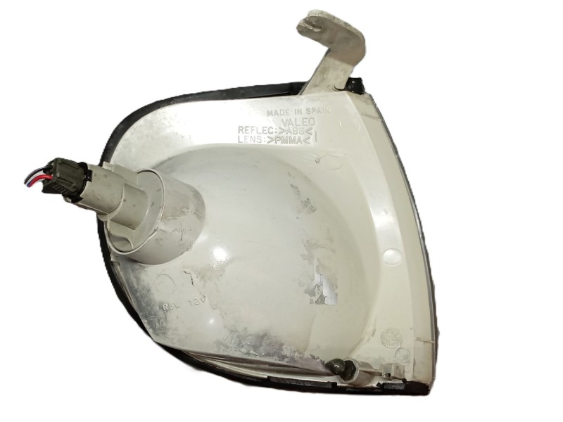 Recambio de piloto delantero izquierdo para nissan serena (c23) 2.3 d referencia OEM IAM 261359C000  