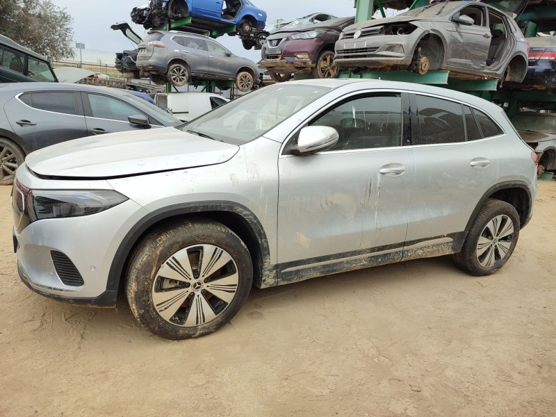 mercedes-benz eqa (h243) del año 2023