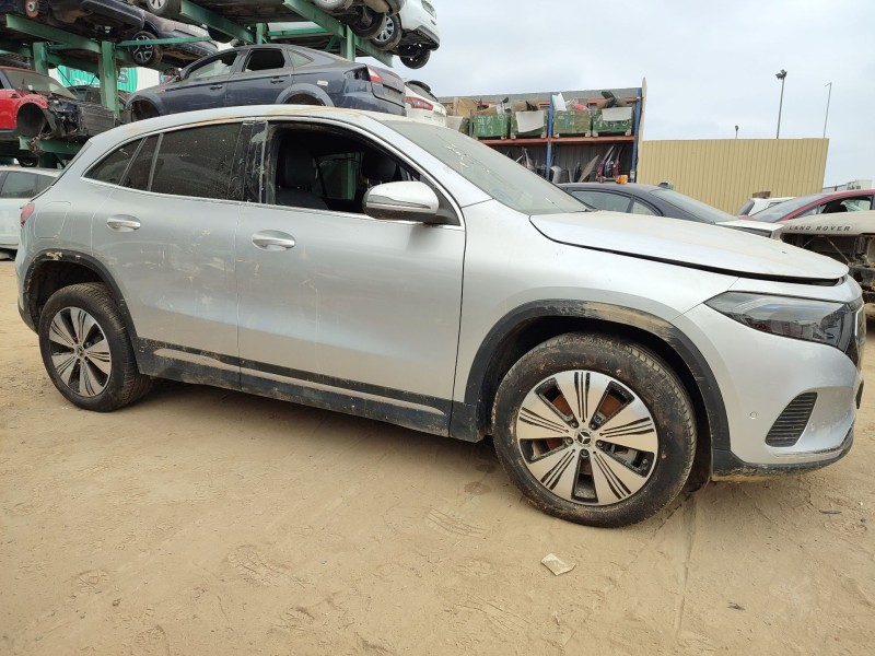 mercedes-benz eqa (h243) del año 2023