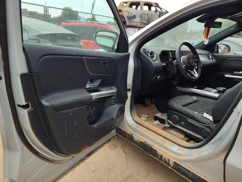 mercedes-benz eqa (h243) del año 2023