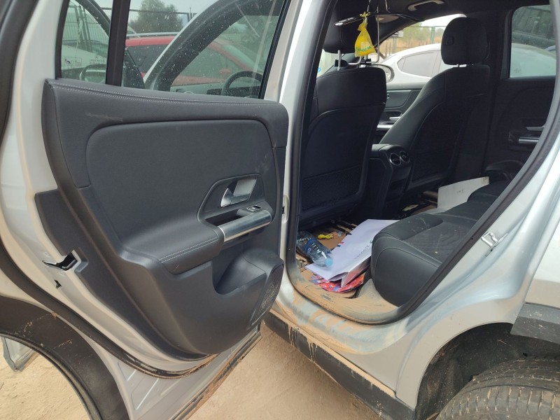 mercedes-benz eqa (h243) del año 2023