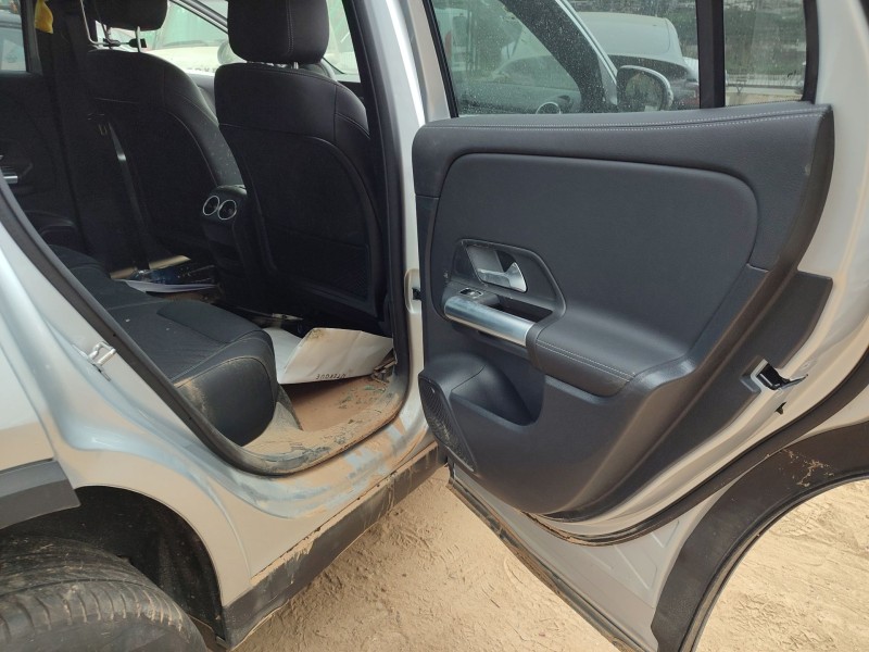 mercedes-benz eqa (h243) del año 2023