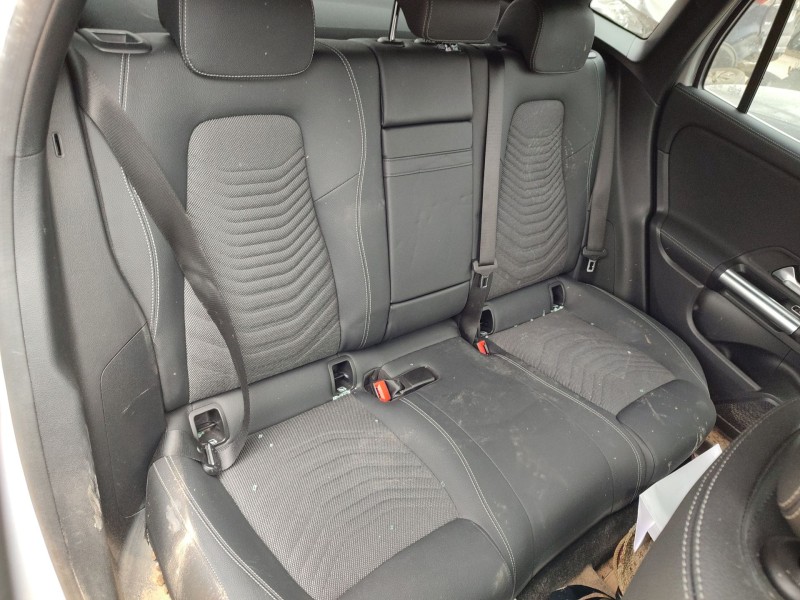 mercedes-benz eqa (h243) del año 2023