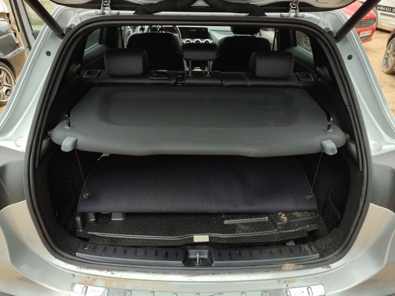 mercedes-benz eqa (h243) del año 2023