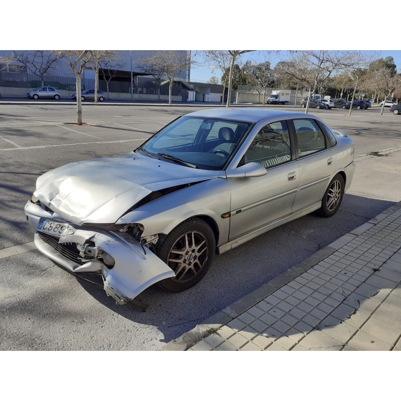 OPEL VECTRA B BERLINA