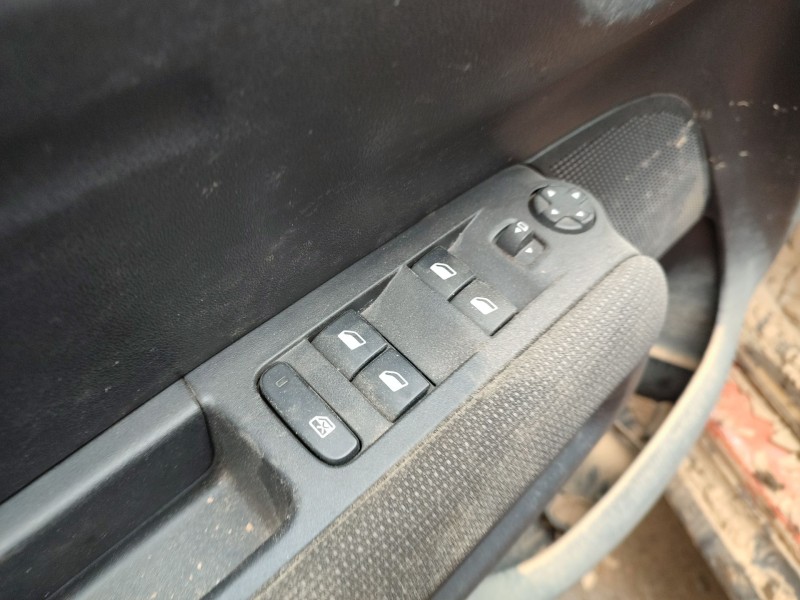 Recambio de mando elevalunas delantero izquierdo para citroën c3 aircross ii (2r_, 2c_) 1.2 puretech 110 (2rhnzb, 2rhnzw, 2rhnpx