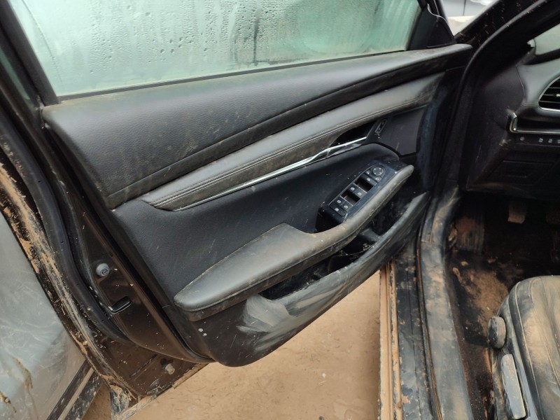 mazda 3 sedán (bp_) del año 2020