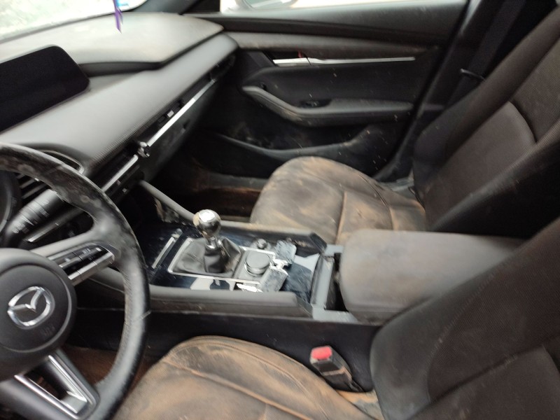 mazda 3 sedán (bp_) del año 2020