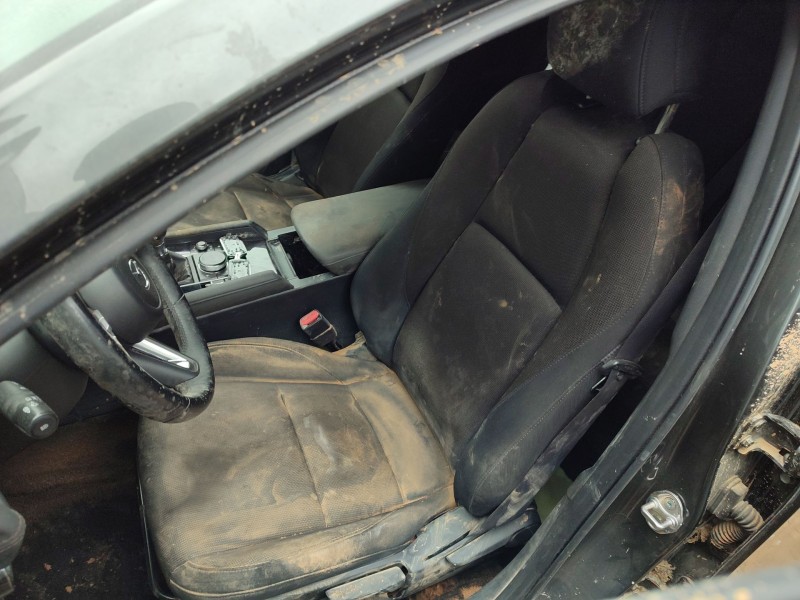 mazda 3 sedán (bp_) del año 2020