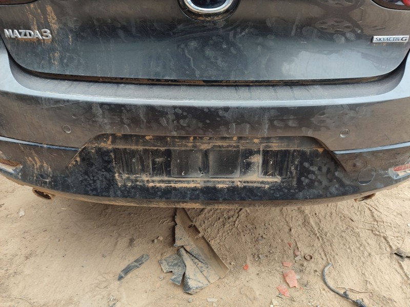 Recambio de paragolpes trasero para mazda 3 sedán (bp_) 2.0 skyactiv-g m hybrid referencia OEM IAM   