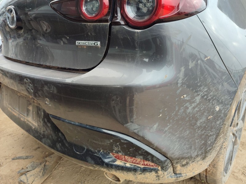 Recambio de paragolpes trasero para mazda 3 sedán (bp_) 2.0 skyactiv-g m hybrid referencia OEM IAM   