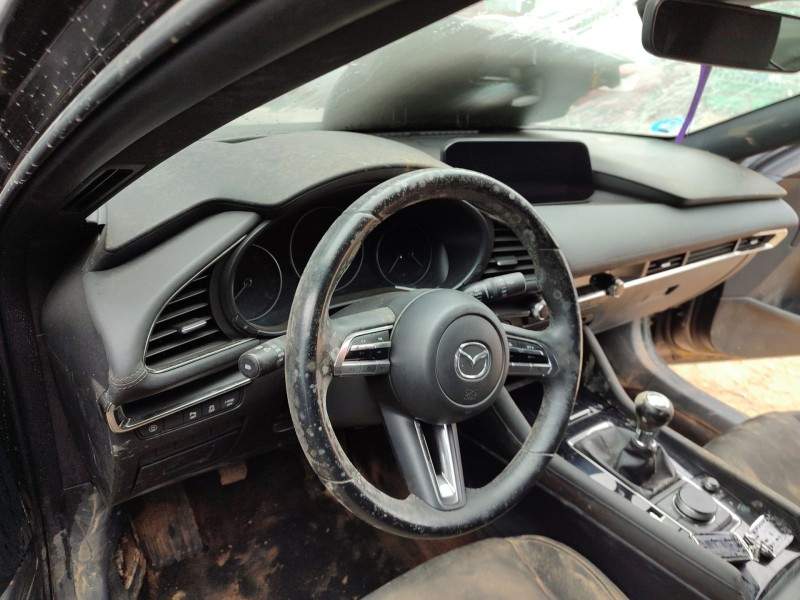 Recambio de salpicadero para mazda 3 sedán (bp_) 2.0 skyactiv-g m hybrid referencia OEM IAM   