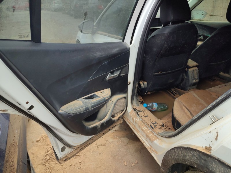 peugeot 2008 ii (ud_, us_, uy_, uj_, ur_, uc_) del año 2022