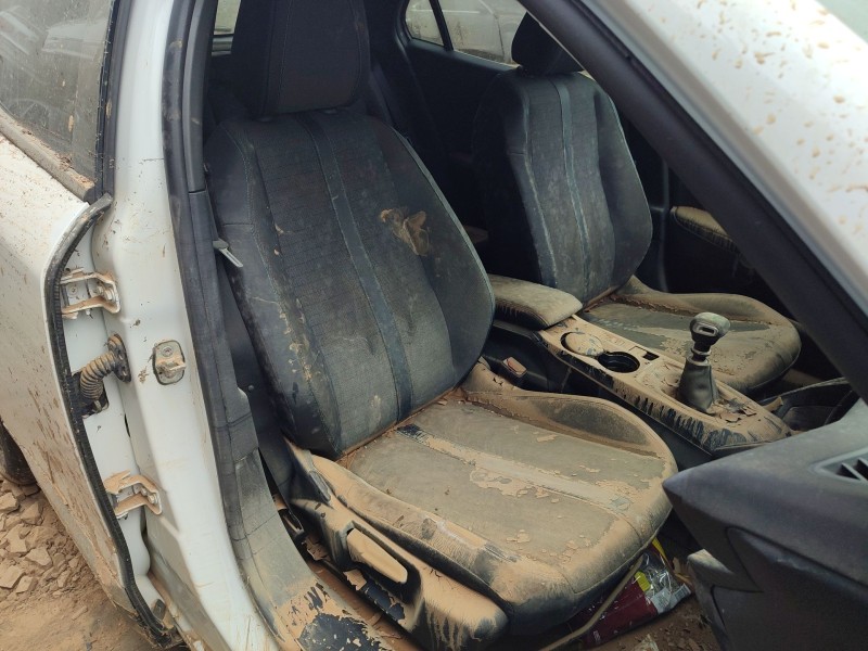 peugeot 2008 ii (ud_, us_, uy_, uj_, ur_, uc_) del año 2022