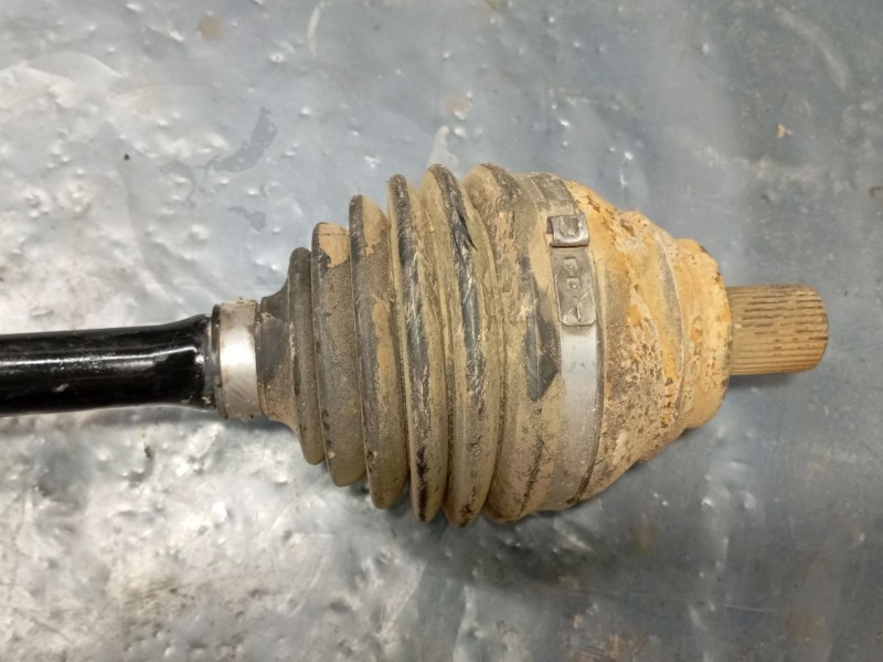 Recambio de transmision delantera izquierda para seat ateca (kh7, khp) 1.5 tsi referencia OEM IAM 3Q0407271AA  