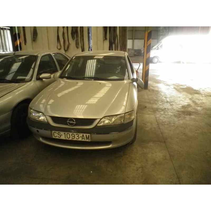 OPEL VECTRA B BERLINA