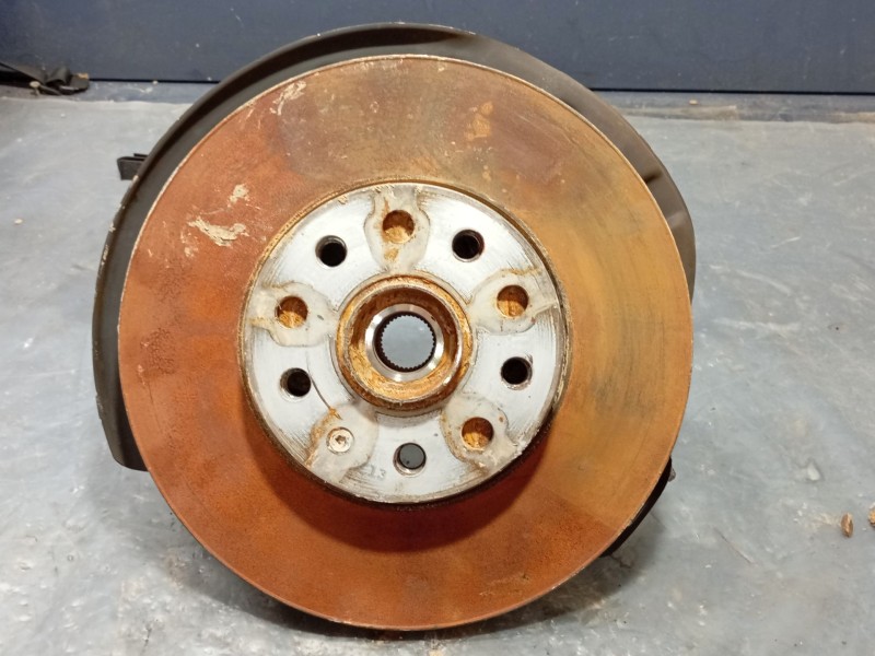 Recambio de mangueta delantera izquierda para seat ateca (kh7, khp) 1.5 tsi referencia OEM IAM 5Q0407255S  