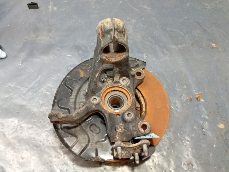 Recambio de mangueta delantera izquierda para seat ateca (kh7, khp) 1.5 tsi referencia OEM IAM 5Q0407255S  