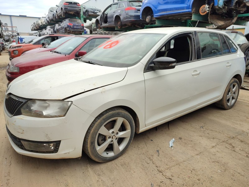 skoda rapid spaceback (nh1) del año 2016