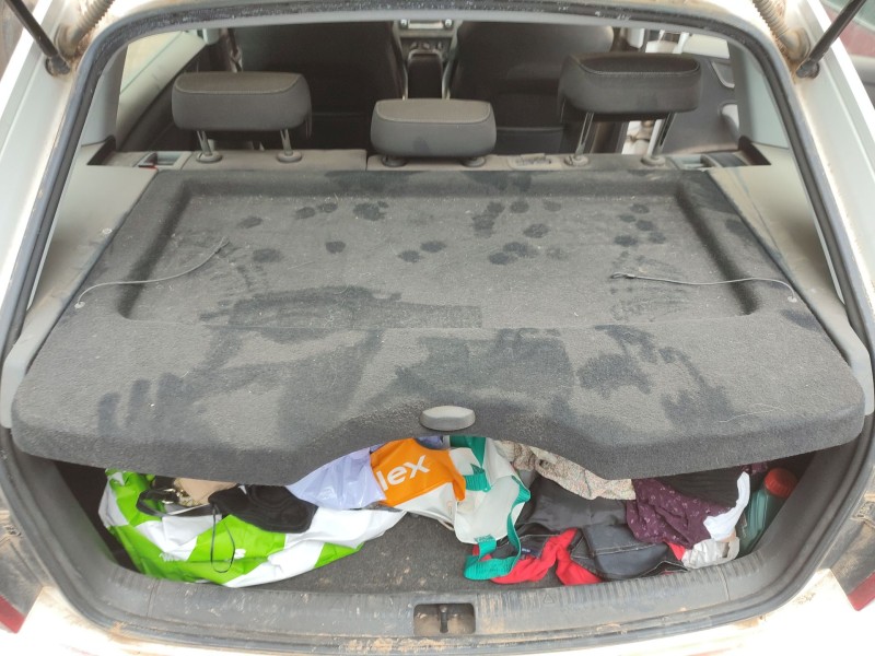 Recambio de bandeja trasera para skoda rapid spaceback (nh1) 1.6 tdi referencia OEM IAM   