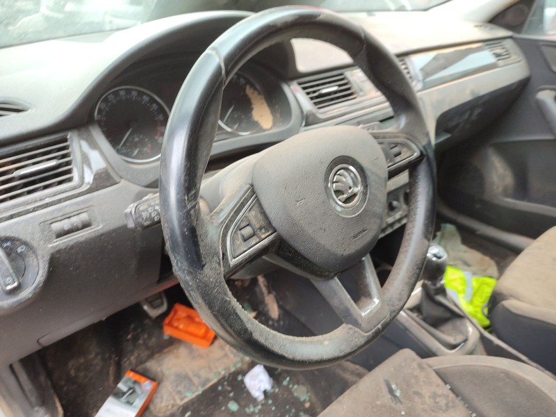 Recambio de airbag delantero izquierdo para skoda rapid spaceback (nh1) 1.6 tdi referencia OEM IAM   