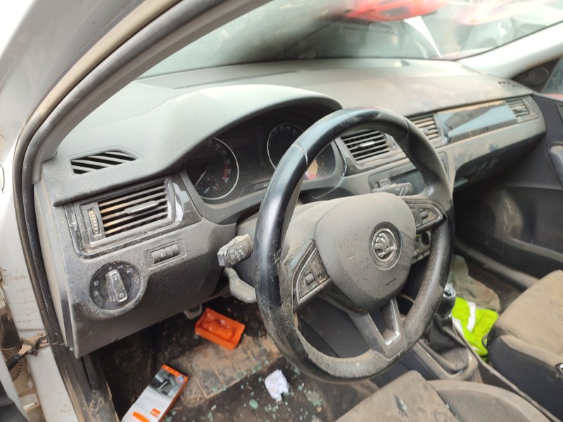 Recambio de salpicadero para skoda rapid spaceback (nh1) 1.6 tdi referencia OEM IAM   