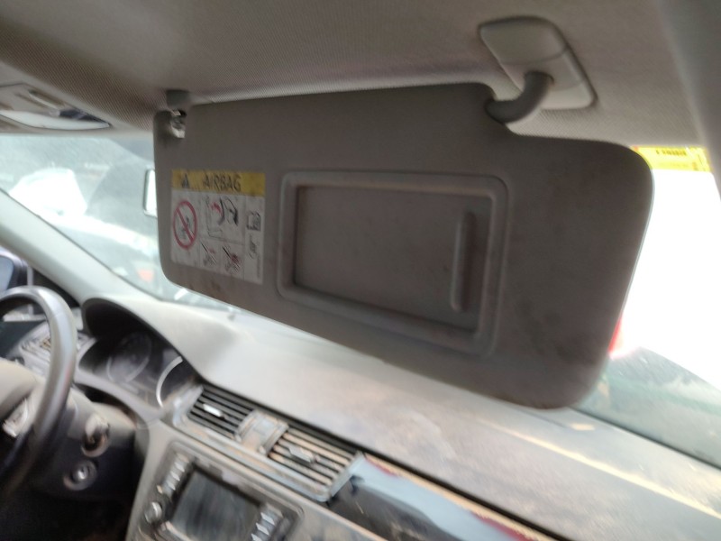 Recambio de parasol derecho para skoda rapid spaceback (nh1) 1.6 tdi referencia OEM IAM   