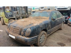 mercedes-benz clase e (w210) del año 1996