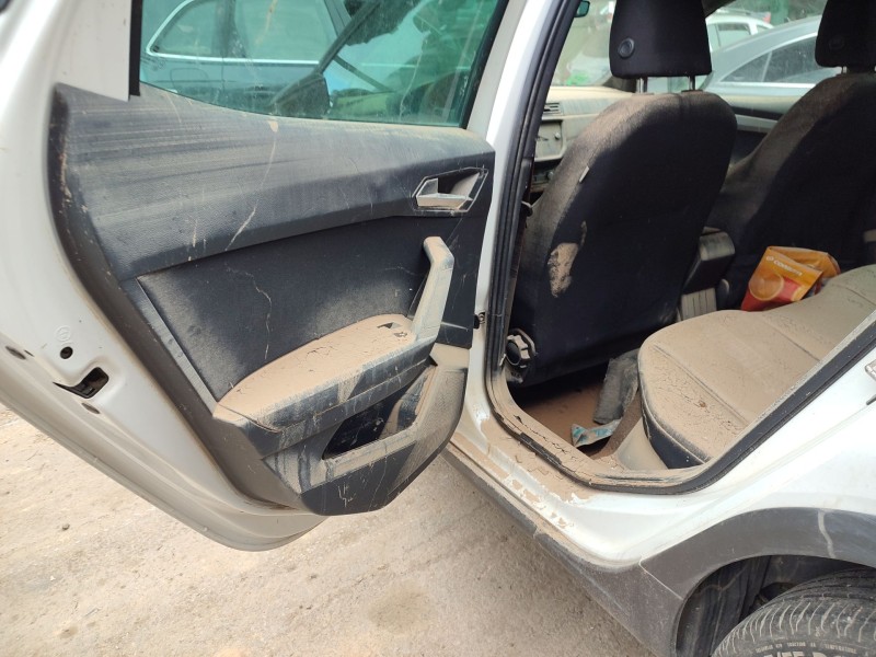 seat arona (kj7, kjp) del año 2020