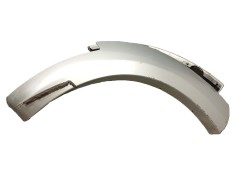 Recambio de molduras traseras para dodge nitro 2.8 crd 4wd referencia OEM IAM   