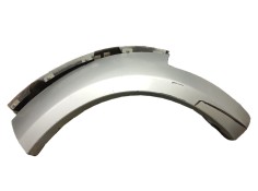 Recambio de molduras traseras para dodge nitro 2.8 crd 4wd referencia OEM IAM    2