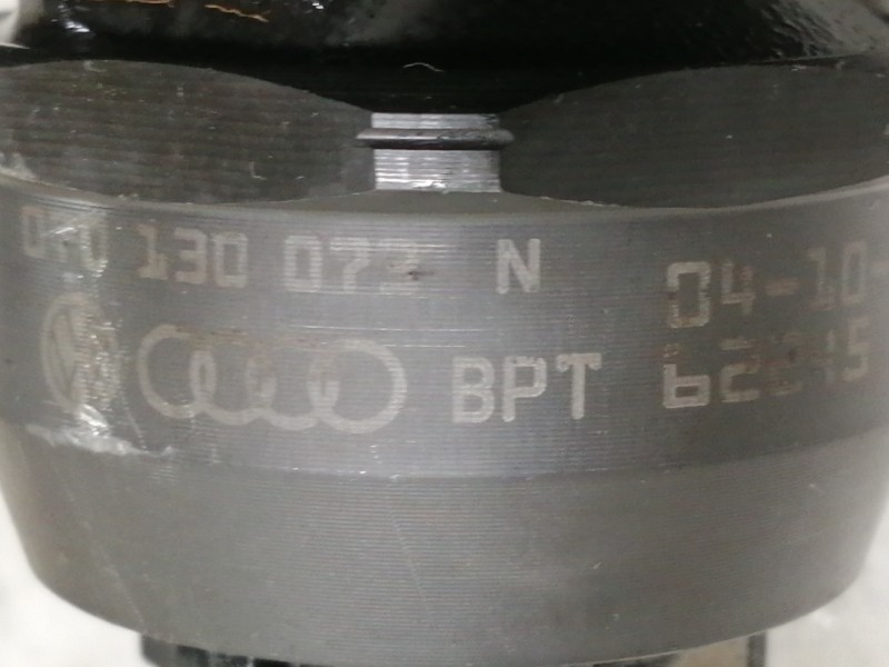 Recambio de inyector para volkswagen touareg (7la) tdi r5 referencia OEM IAM 070130073N  