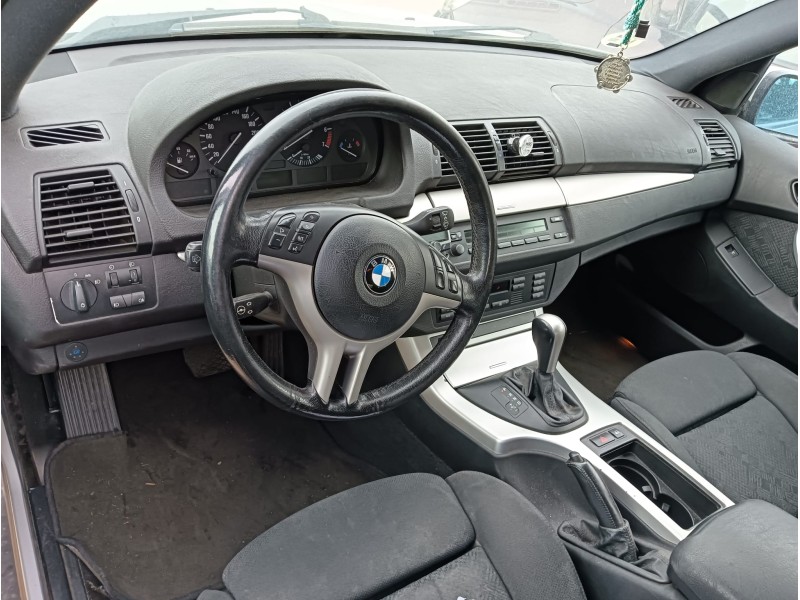 bmw x5 (e53) del año 2001
