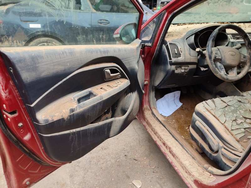 kia rio iii (ub) del año 2015