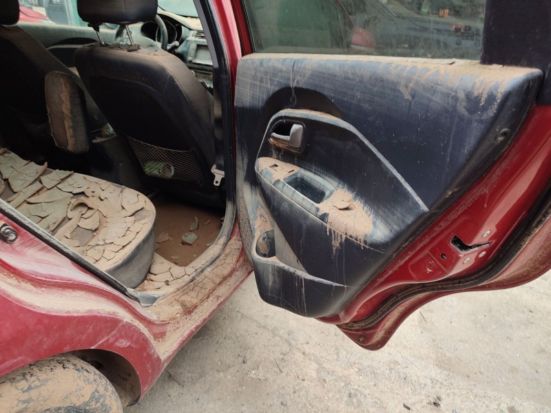 kia rio iii (ub) del año 2015