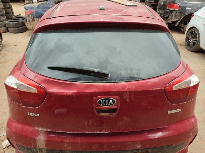 Recambio de porton trasero para kia rio iii (ub) 1.2 cvvt referencia OEM IAM   