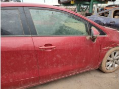 Recambio de puerta delantera derecha para kia rio iii (ub) 1.2 cvvt referencia OEM IAM   