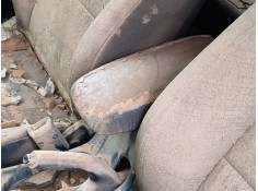 Recambio de apoyabrazos central para kia rio iii (ub) 1.2 cvvt referencia OEM IAM   